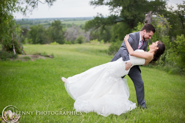 Wedding photos dip at TerrAdorna in Manor, TX