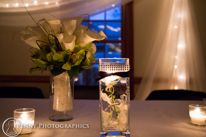 The flowers and table setting at wedding