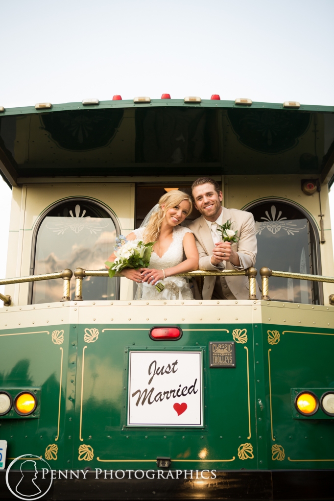 just-married-trolly-minneapolis
